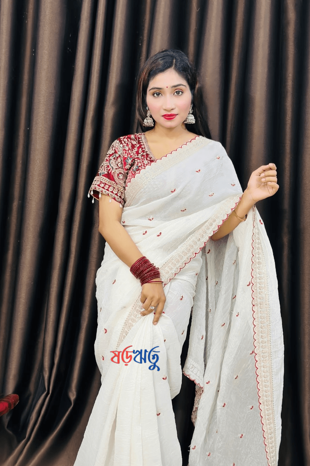 হোয়াইট & মেরুন ক্লাসিক শাড়ি-2 2