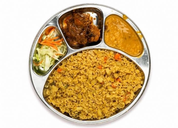 🍛 খিচুড়ি ও ব্রয়লার চিকেন কারি প্যাকেজ 🍗