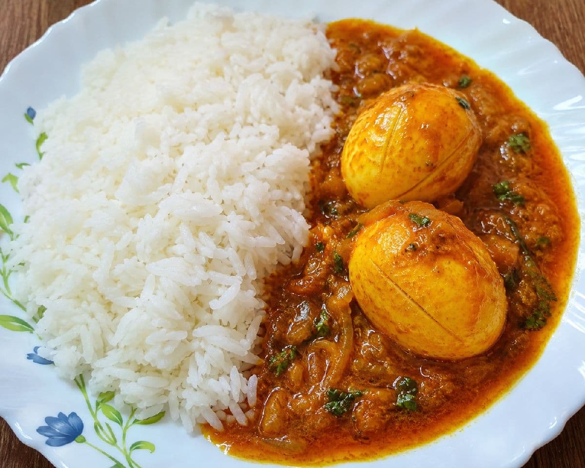 ভাত + ডিম কারি