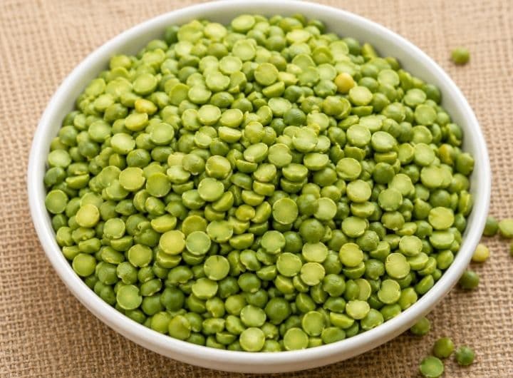 সবুজ মটর ডাল (Green Peas Dal)