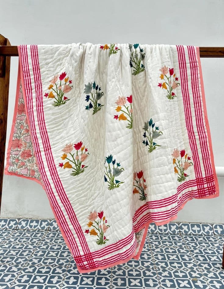 রঙিন ফুলেল স্বপ্ন নকশীকাঁথা