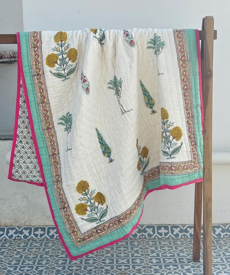 🧵 "হলুদ ফুলের সৌরভ" নকশীকাঁথা 🧵