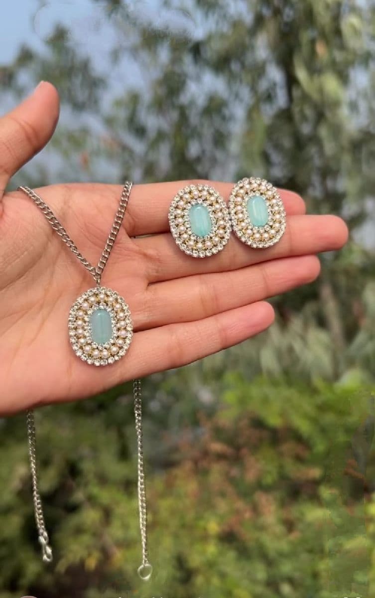 Aqua Pearl Oval Jewelry Set (নেকলেস ও কানের দুল সেট)