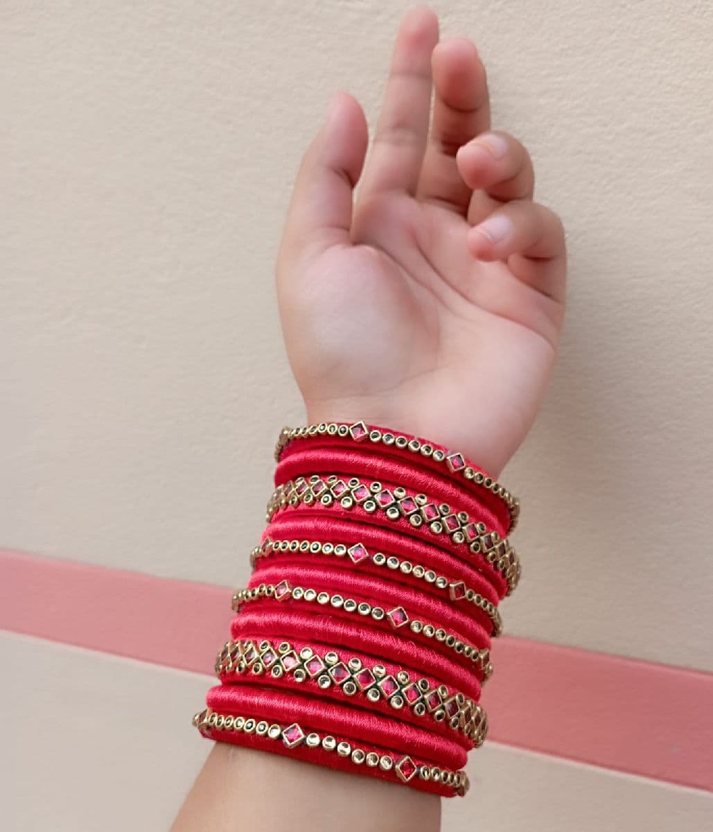 স্টোন ওয়ার্ক সিল্ক থ্রেড চুড়ি সেট (Red Silk Thread Stone Bangles Set)