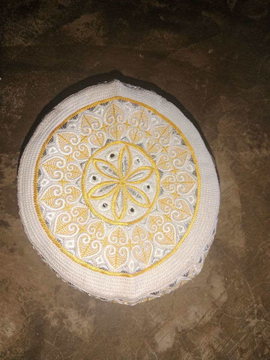 ঝাঁকরা টুপি