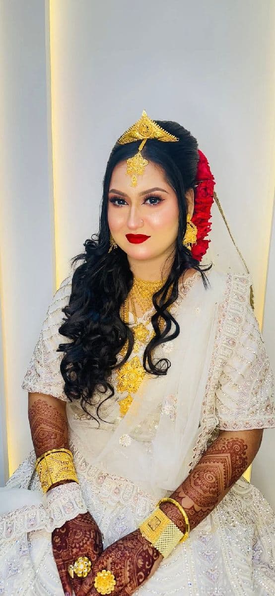 এনগেজমেন্ট মেকআপ