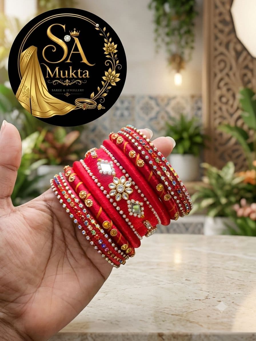 রেশমি সুতা ও কুন্দনের চুড়ি