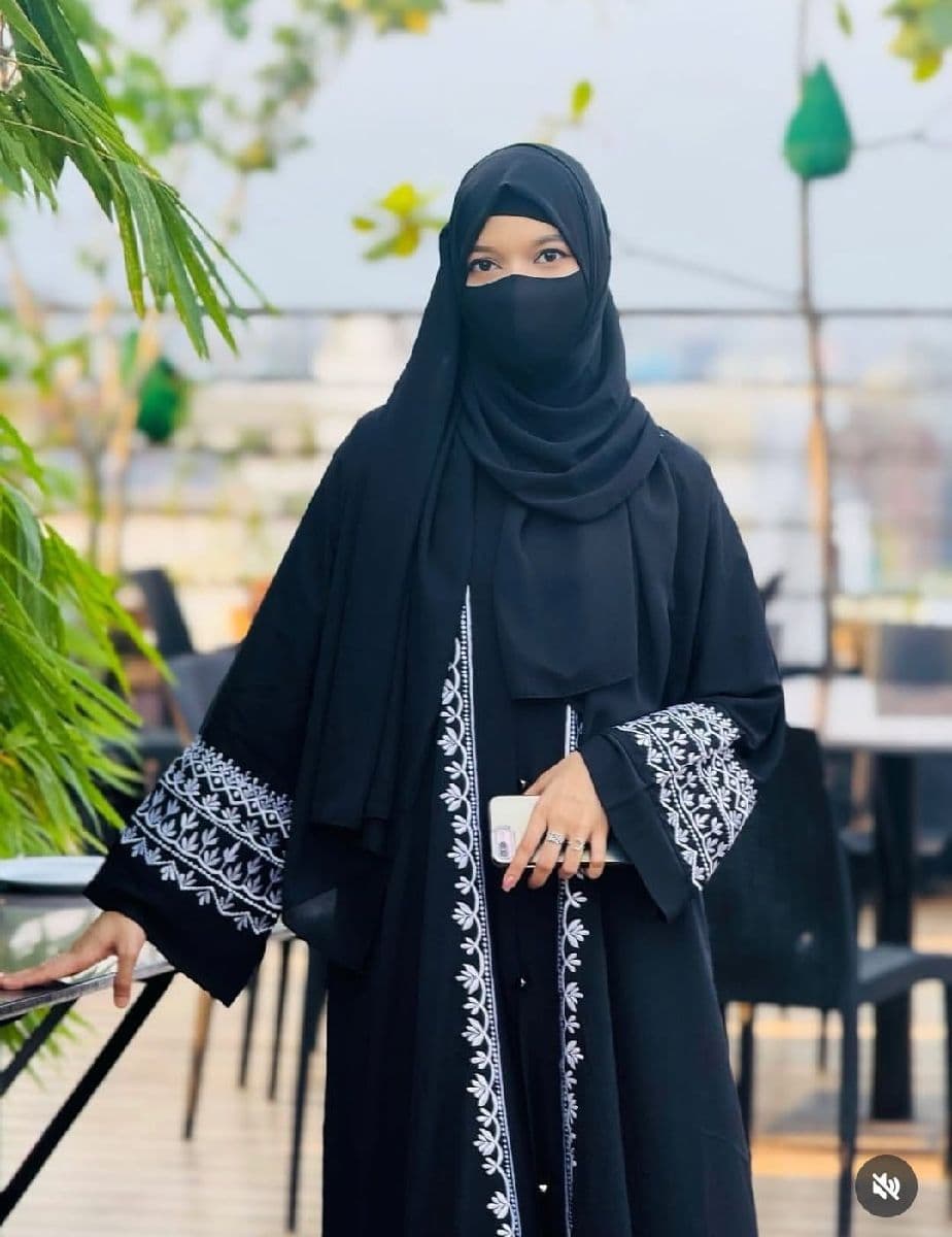 Abaya In Pori