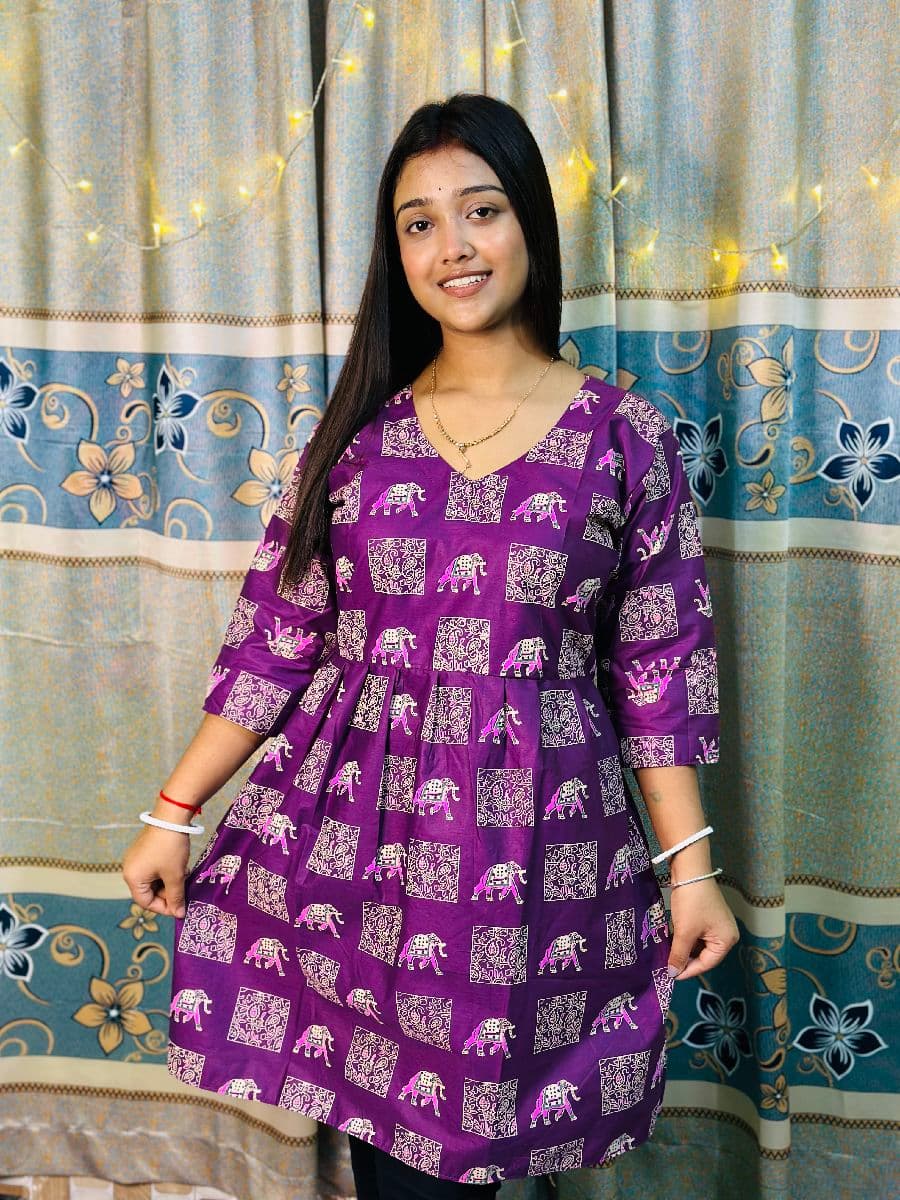 গোল গলা কুর্তী