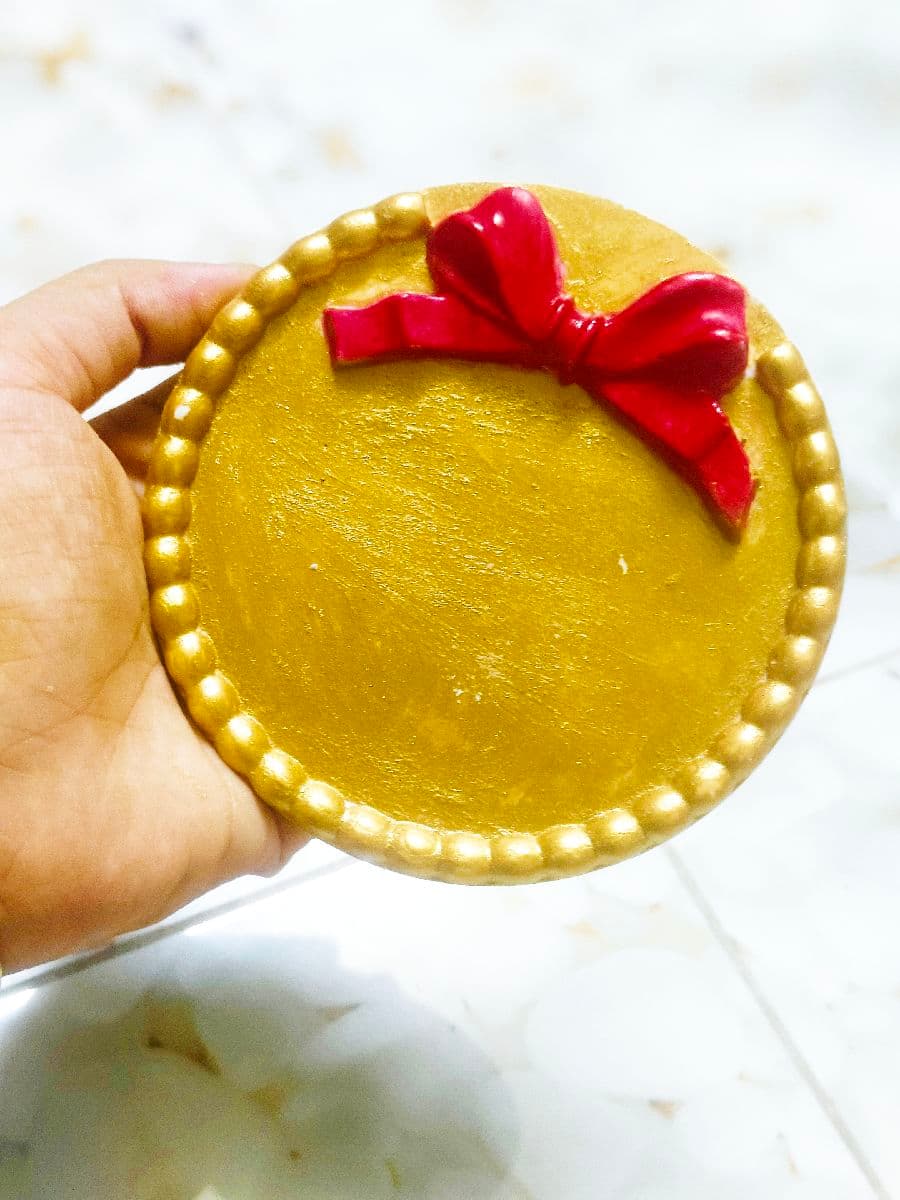 হোম ডেকর আাইটেম