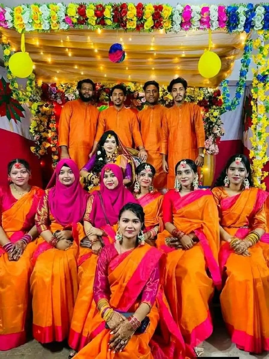 গায়ে হলুদের শাড়ি