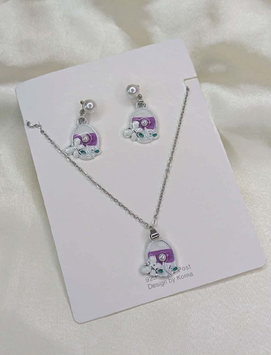 necklace