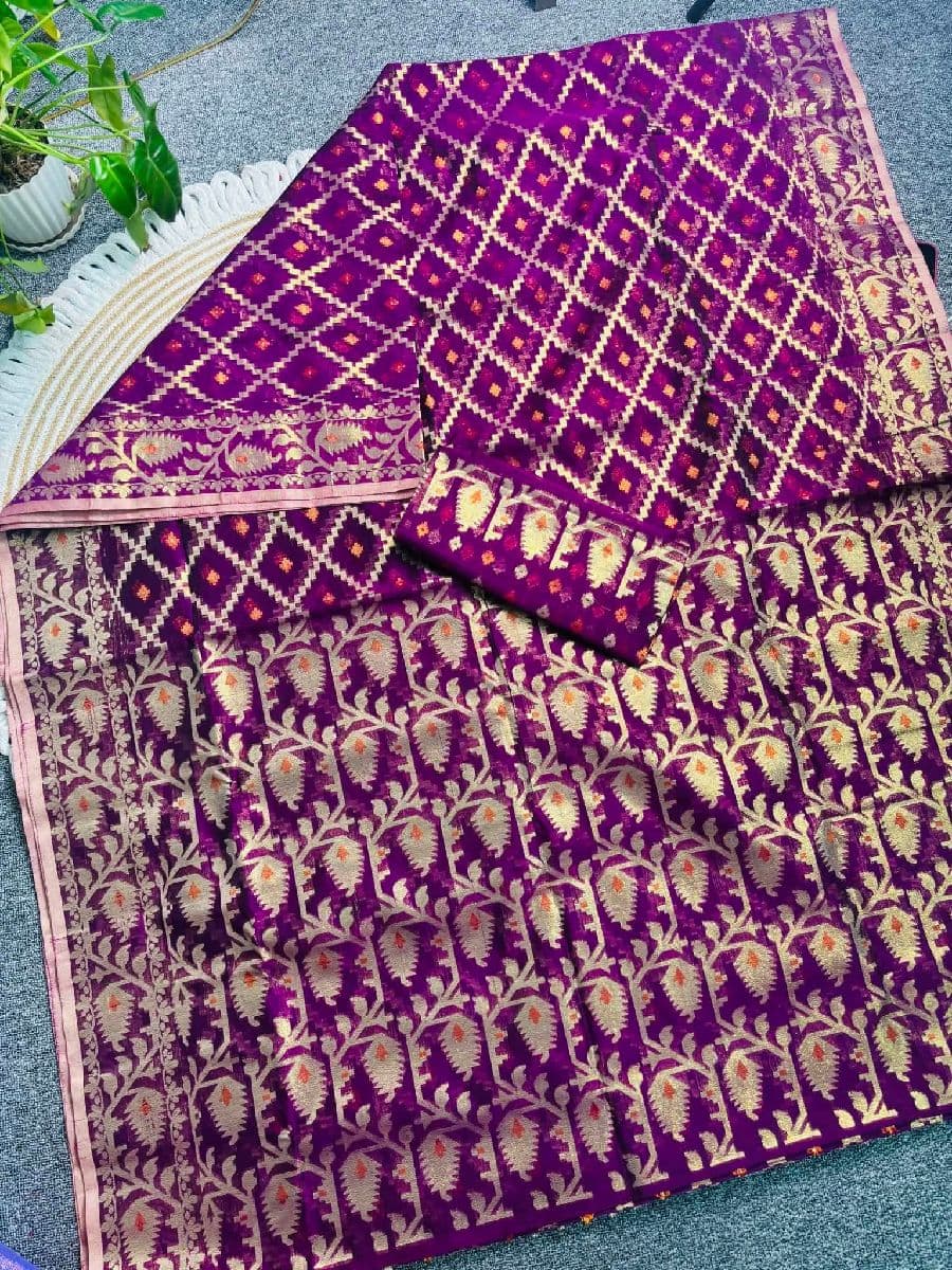 প্রিমিয়াম জামদানি শাড়ি — আলাদা ব্লাউজ পিসসহ