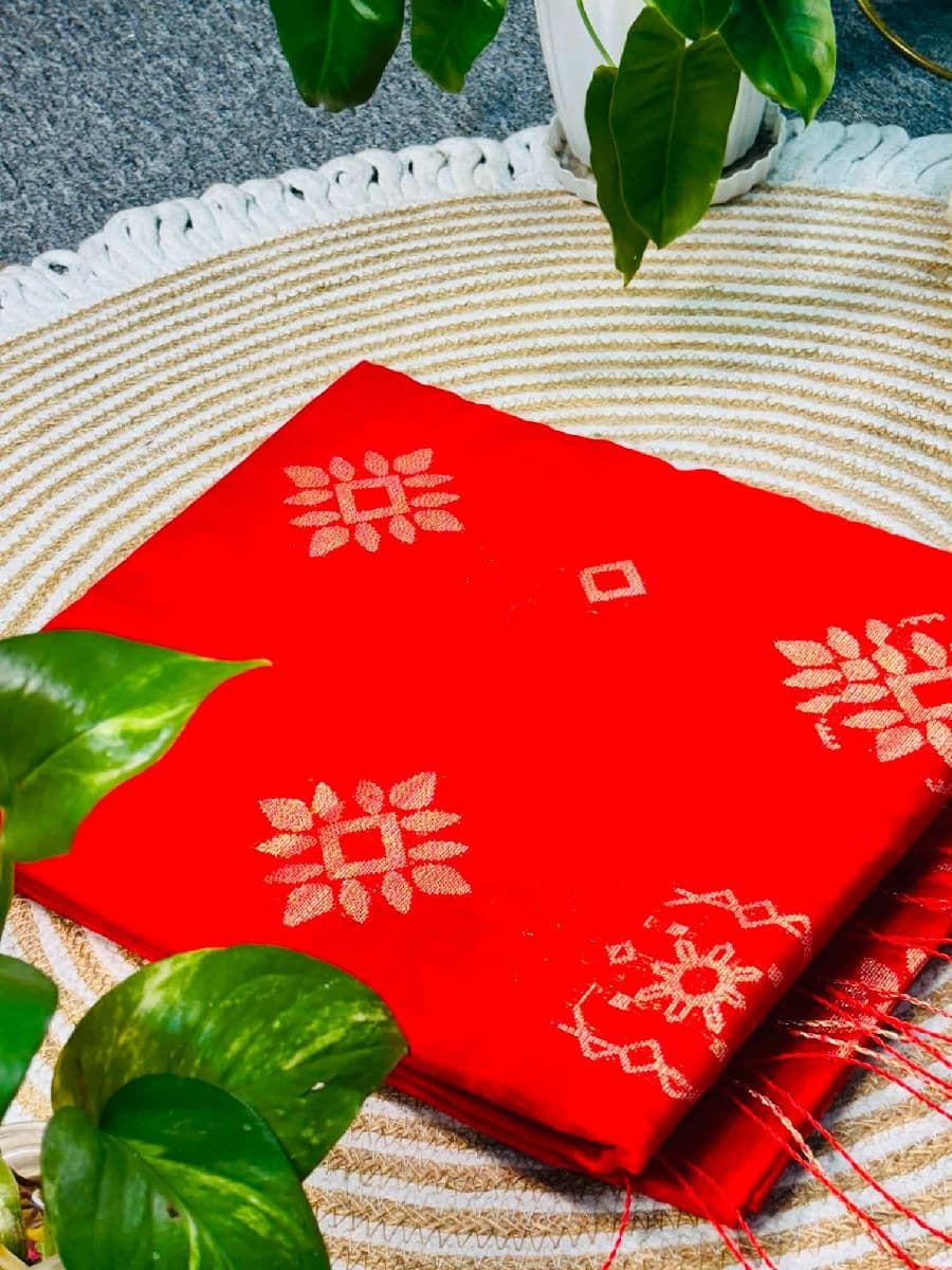 জামদানি বুটি শাড়ি — ২ পিস অফার
