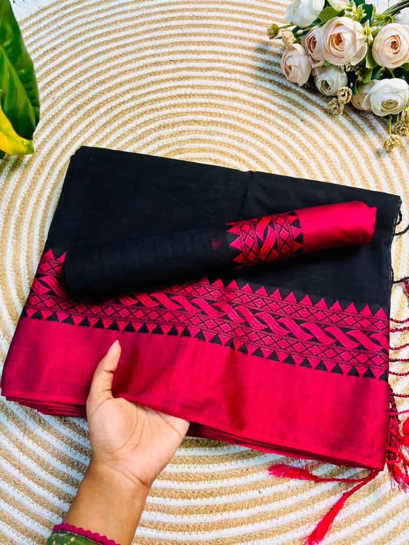 কালো–গোলাপি টাঙ্গাইল ১০০% কটন শাড়ি — ব্লাউজ পিসসহ
