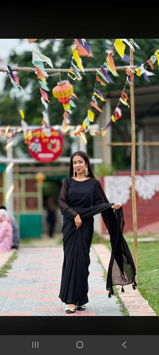 টার্সেল ওয়ার্ক সফট জর্জেট শাড়ি