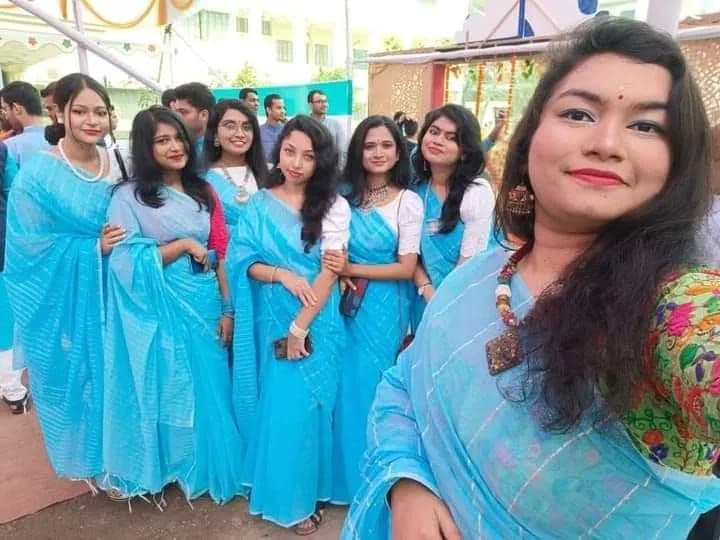 চুমকি শাড়ি