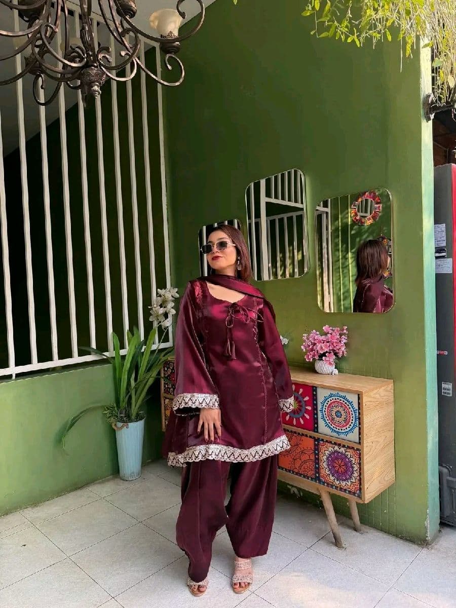 Farsi three piece