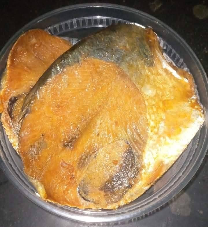 নোনা ইলিশ – ফালি কাটা